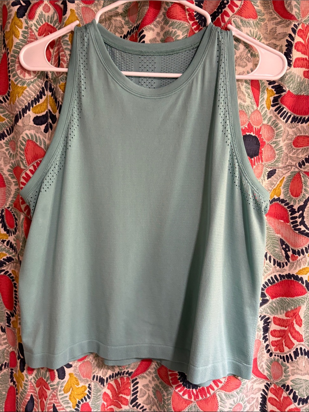 Old Navy Mint Green Women's Athletic Tank Top
